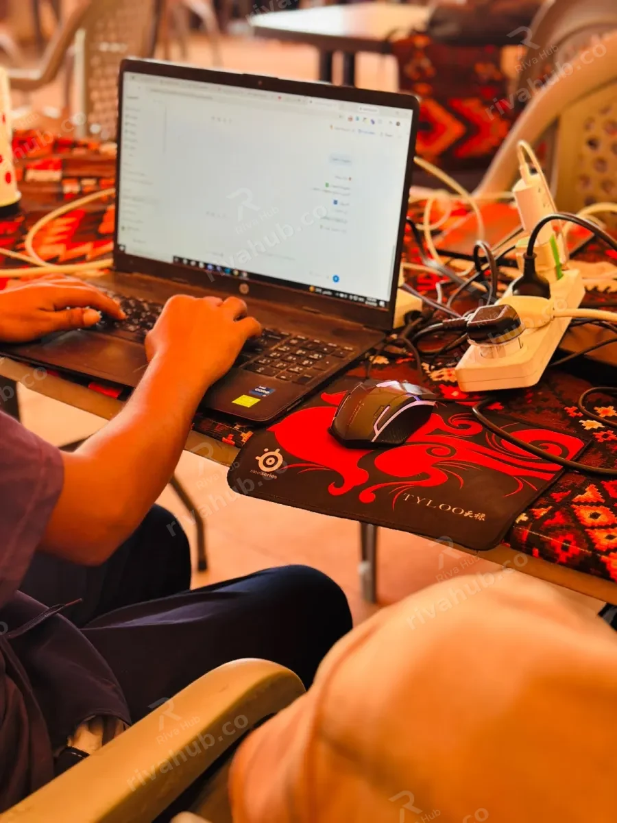 A student working at Riva Hub in Al-Mawasi, Khan Younis